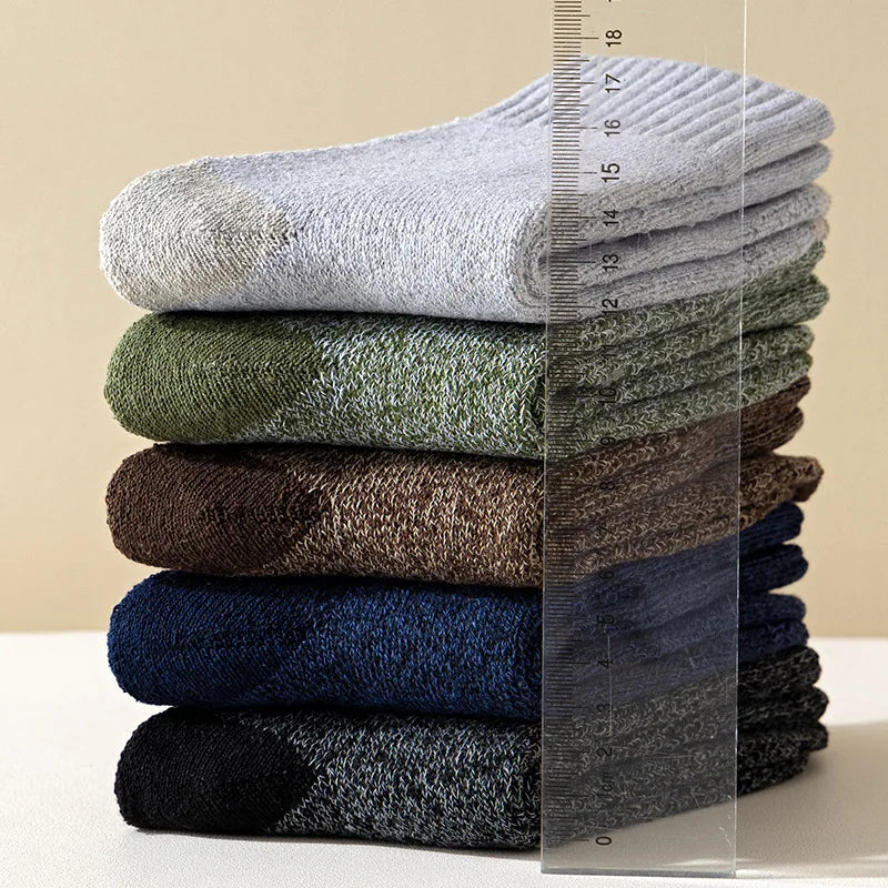 5 Pairs Merino Wool Socks for Men, Super Thick Hiking Socks Thermal Socks for Cold Weather